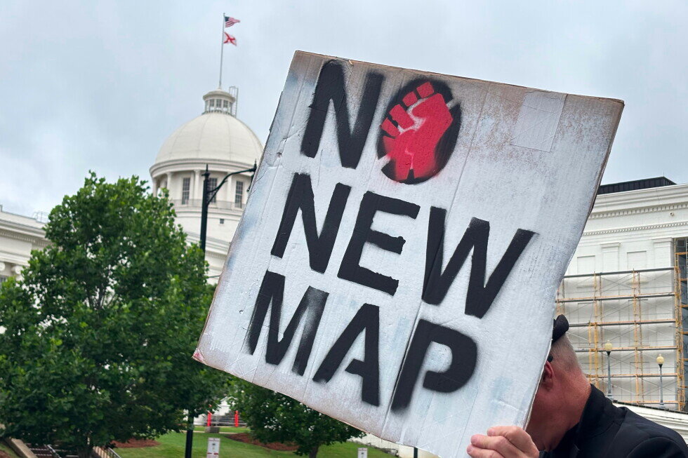 Supreme Court allows Alabama to use congressional map favoring Republicans in this year's elections - AP News