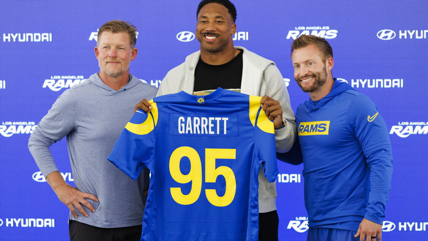 Myles Garrett says it cost him “more than a couple bucks” to get the Rams’ No. 95 jersey - NBC Sports