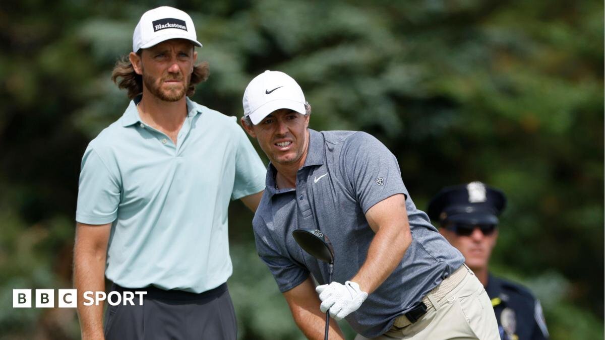 Clark in control of US Open as wind derails McIlroy and Scheffler - BBC