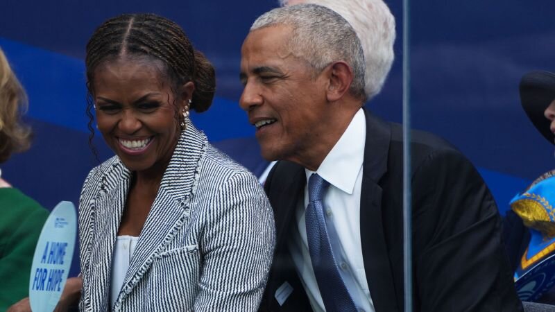 Opening his presidential center, Obama urges resistance to ‘cynicism and despair’ - CNN