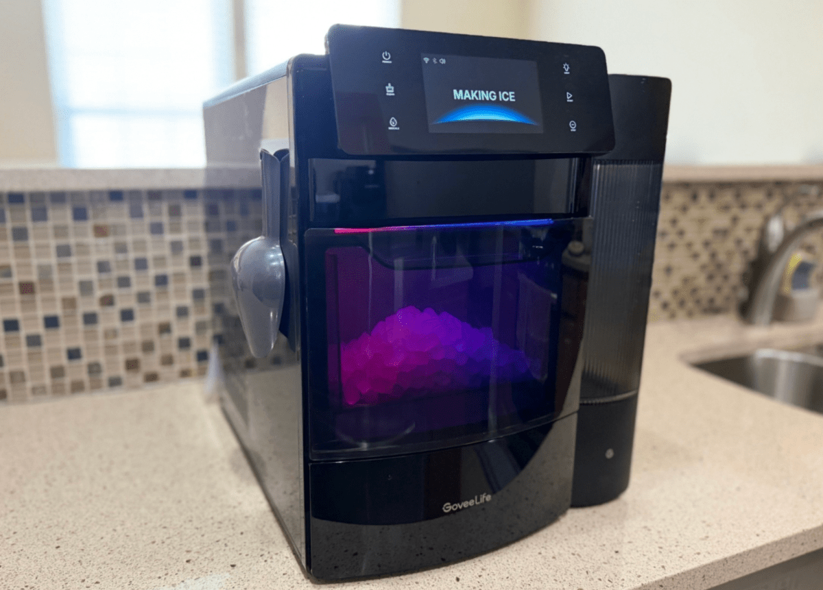 Govee’s smart nugget ice maker makes every iced drink feel like a luxury - TechCrunch