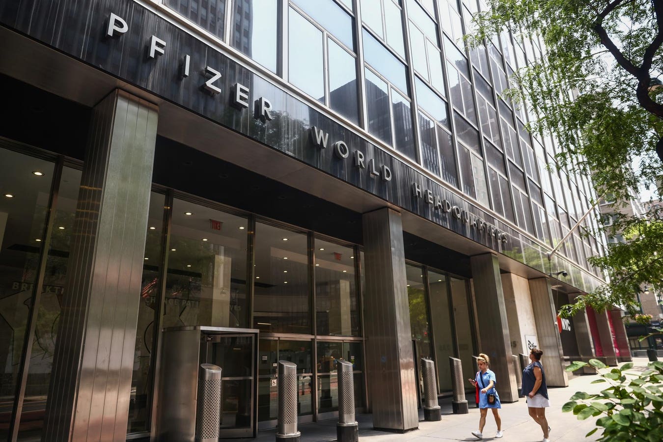 Manhattan Building At Risk Of Collapse Is ‘Stable,’ Officials Say As Some Streets Remain Closed - Forbes