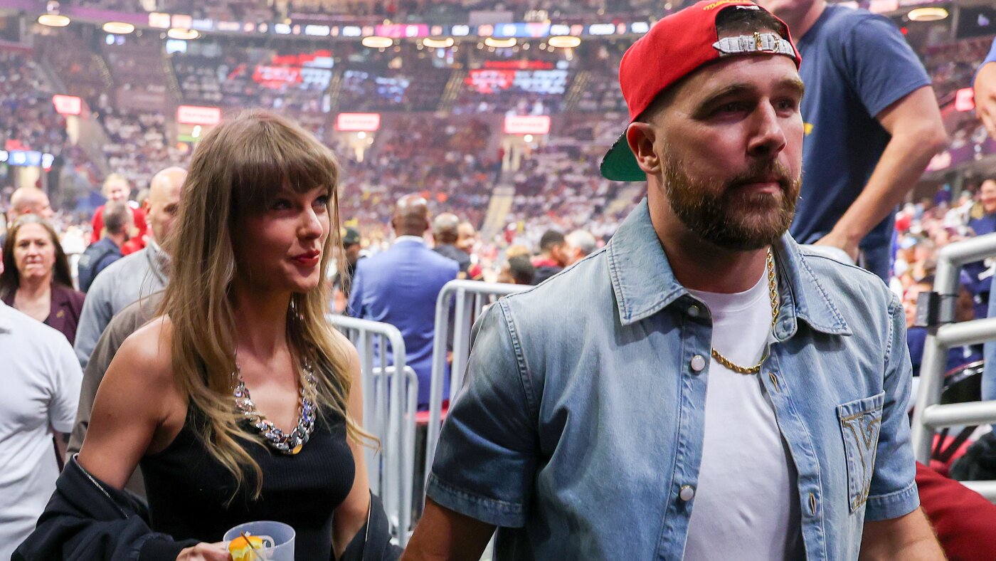 After weeks of speculation, Taylor Swift, Travis Kelce wed in New York - NPR