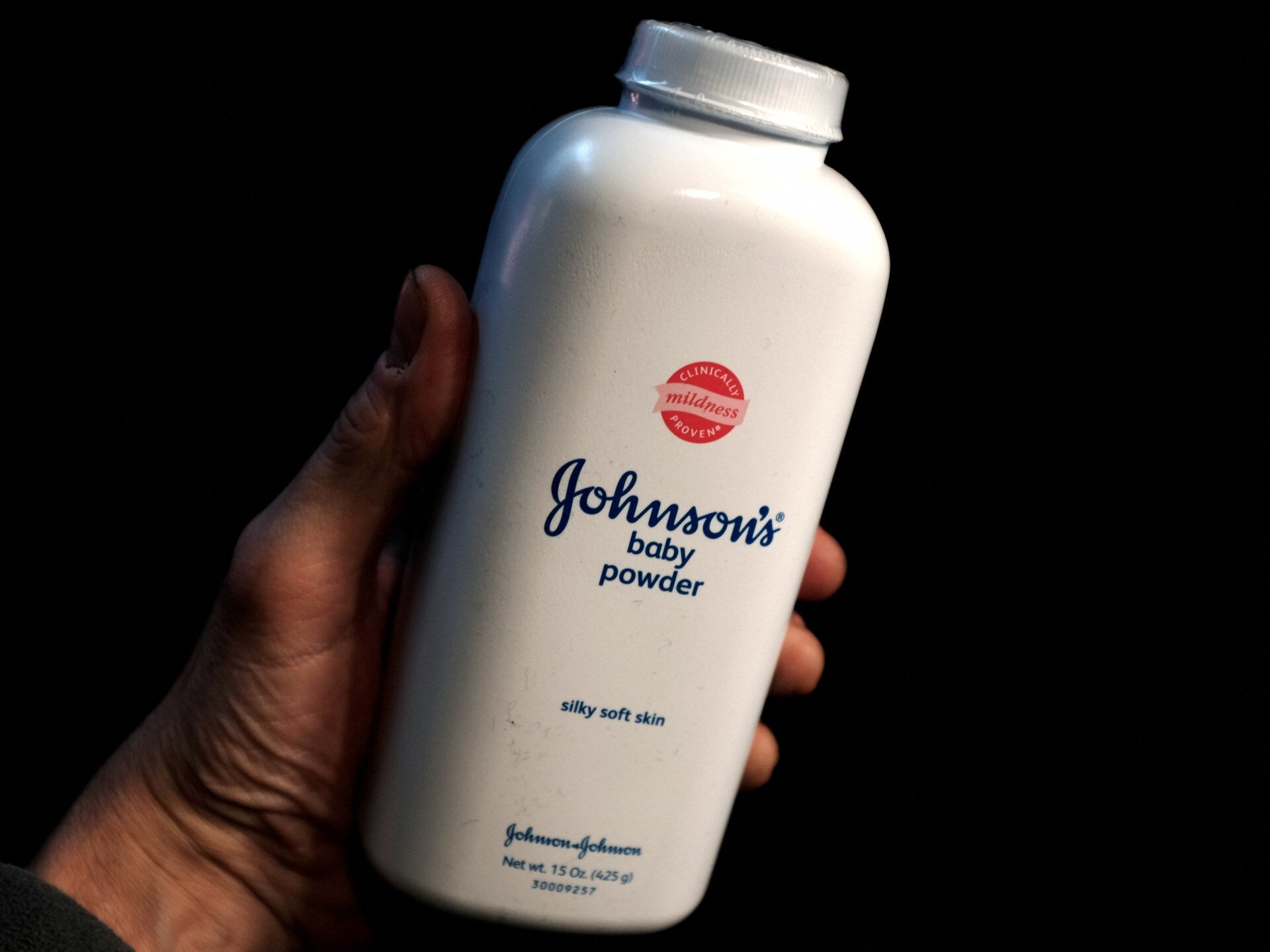 J&J offers $5.5bn settlement in lawsuits claiming talc link to cancer - Al Jazeera