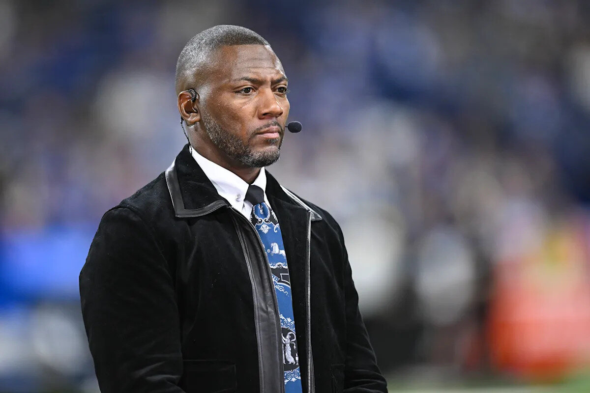 ESPN reportedly lays off analyst Ryan Clark during broadcast of 'NFL Live' - Yahoo Sports