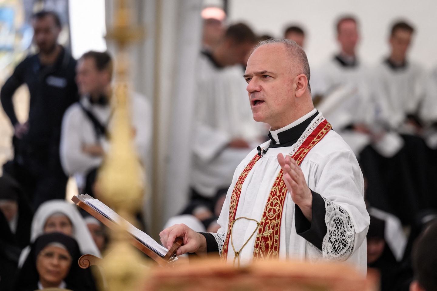 Vatican excommunicates bishops of breakaway traditionalist sect - The Washington Post