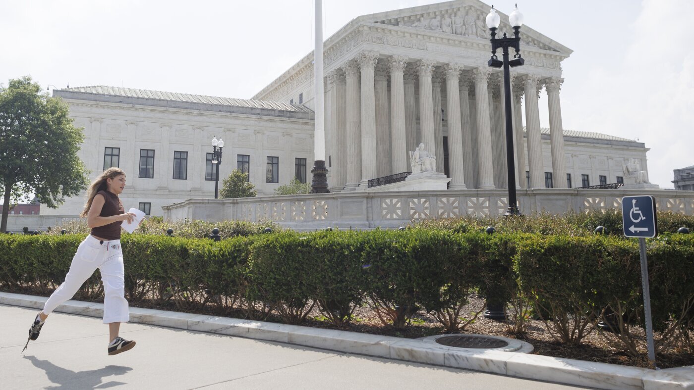 SCOTUS to rule on birthright citizenship. And, U.S. murder rate nears new low - NPR
