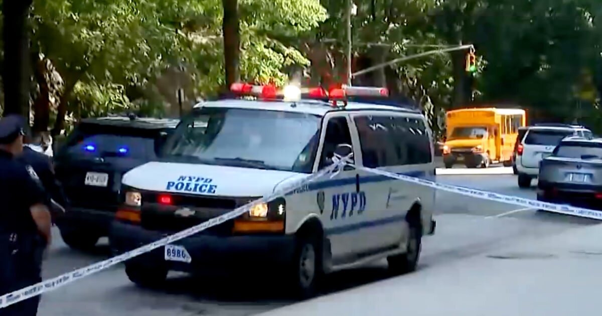 Man who stabbed 2 near New York’s Central Park yelled ‘Allahu Akbar,’ police say - NBC News
