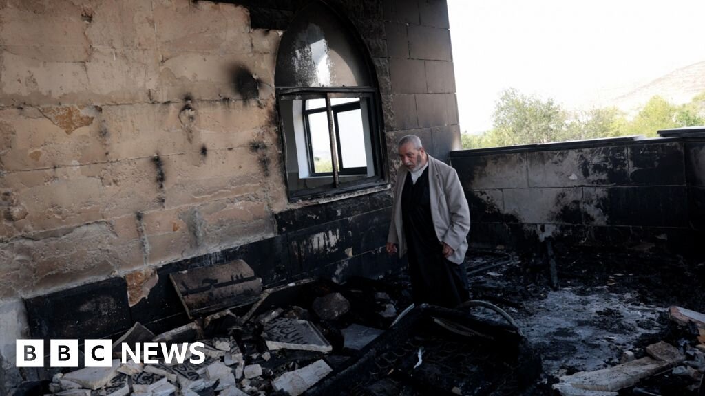 Israeli settlers set fire to mosques, cars and farm land in West Bank, Palestinians say - BBC