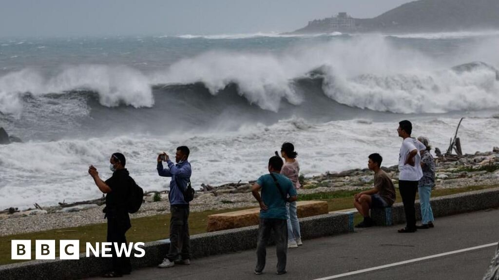 Taiwan, Japan and south-eastern China brace for Typhoon Bavi as landslides kill 15 in Philippines - BBC
