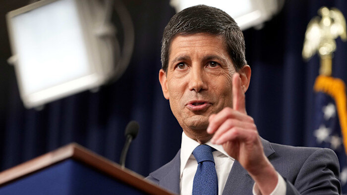 Kevin Warsh’s stripped-back Fed communication ‘already backfiring’, say investors - Financial Times