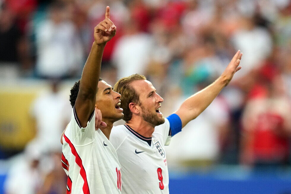 Bellingham scores twice to lift England past Haaland and Norway 2-1 and into World Cup semifinals - AP News
