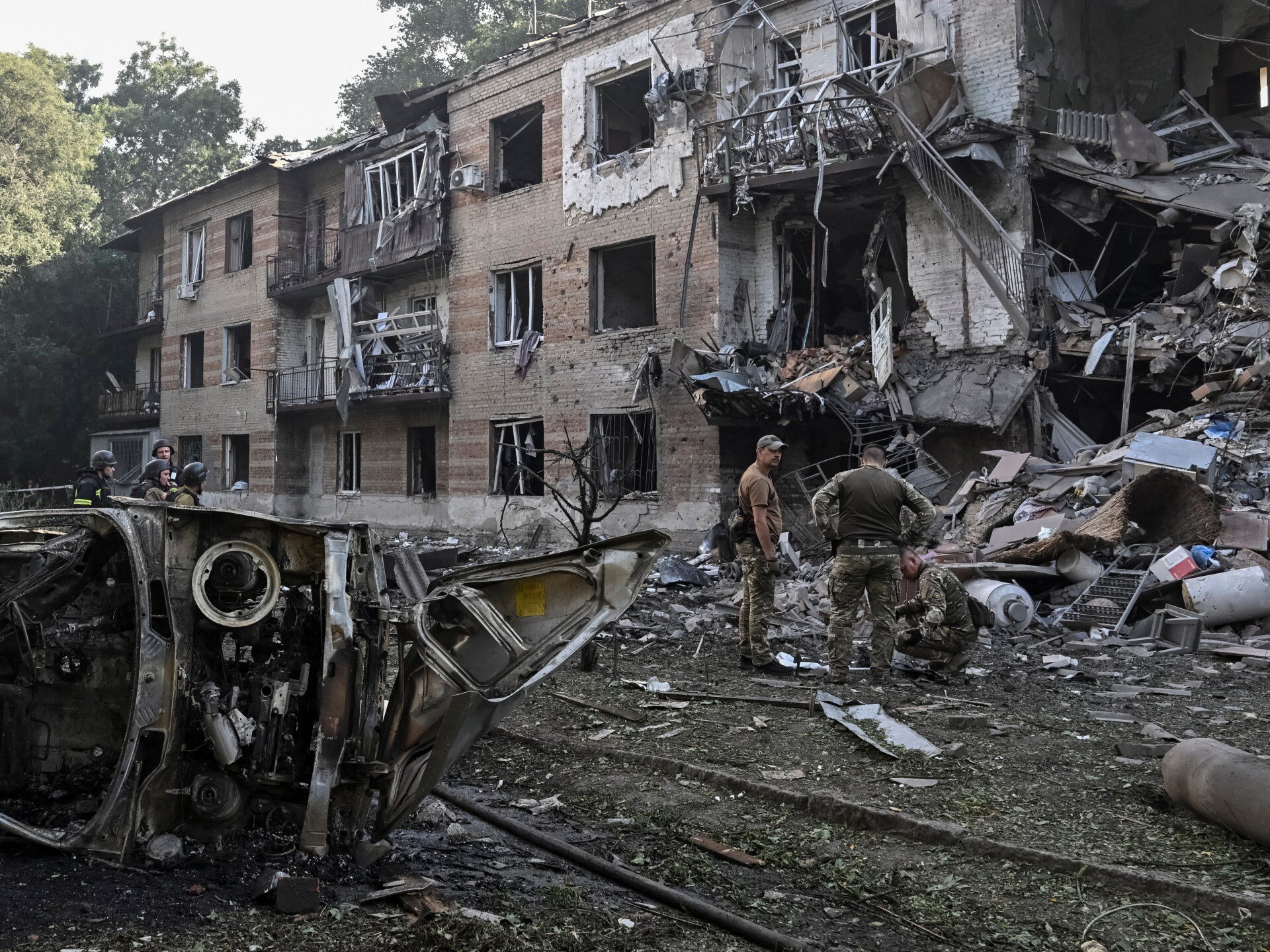 Kyiv under fire from Russian missiles after EU-Ukraine sign drone deal - Al Jazeera