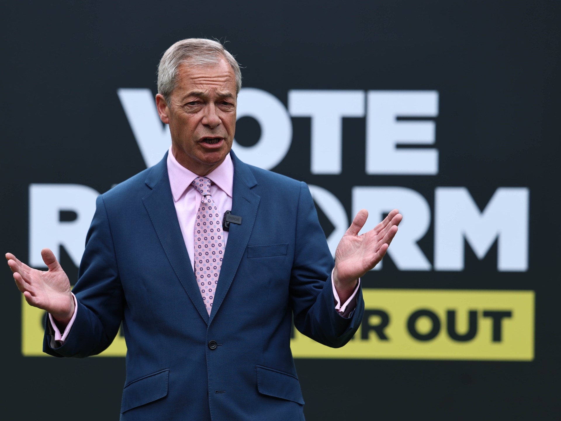 Reform UK’s Farage failed to disclose funds from convicted criminal: Report - Al Jazeera
