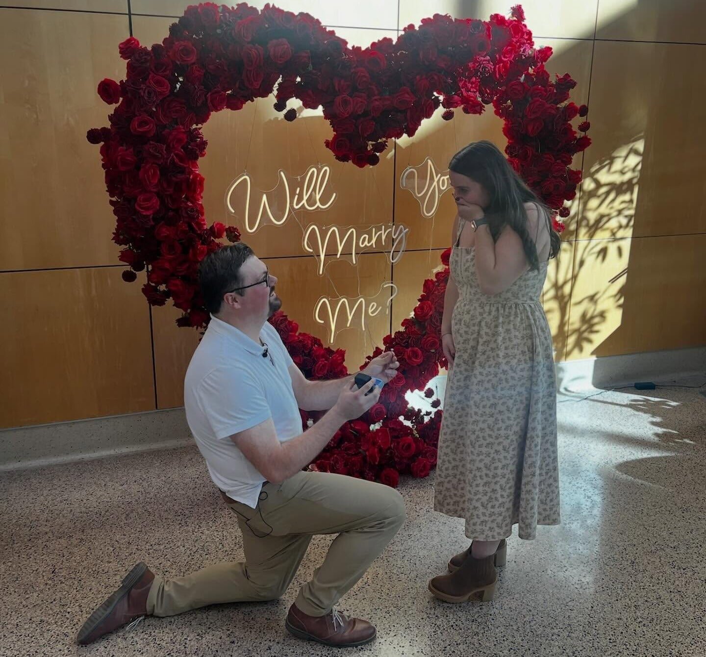 They met while being treated for brain injuries. Now they’re getting married. - The Washington Post