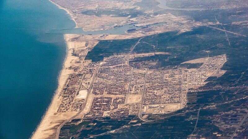 Live updates: Egypt struck for first time as US-Iran conflict pulls in more countries - CNN