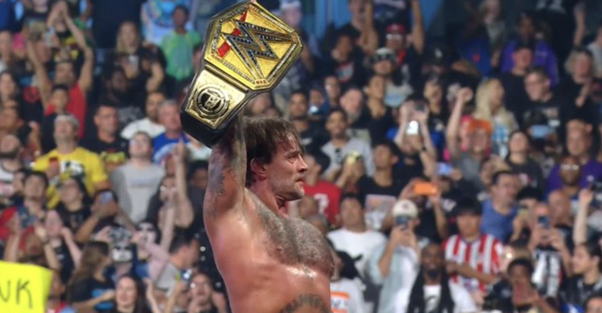 CM Punk returns to Raw in Chicago, wins WWE championship - Cageside Seats