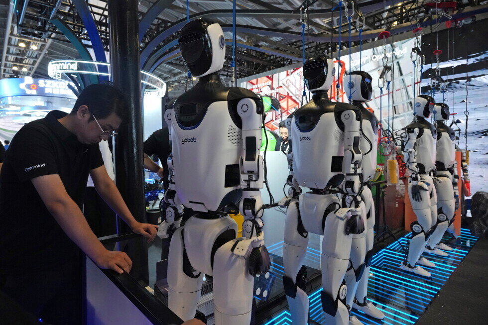 US bans foreign-made humanoid robots, targeting China over national security - AP News