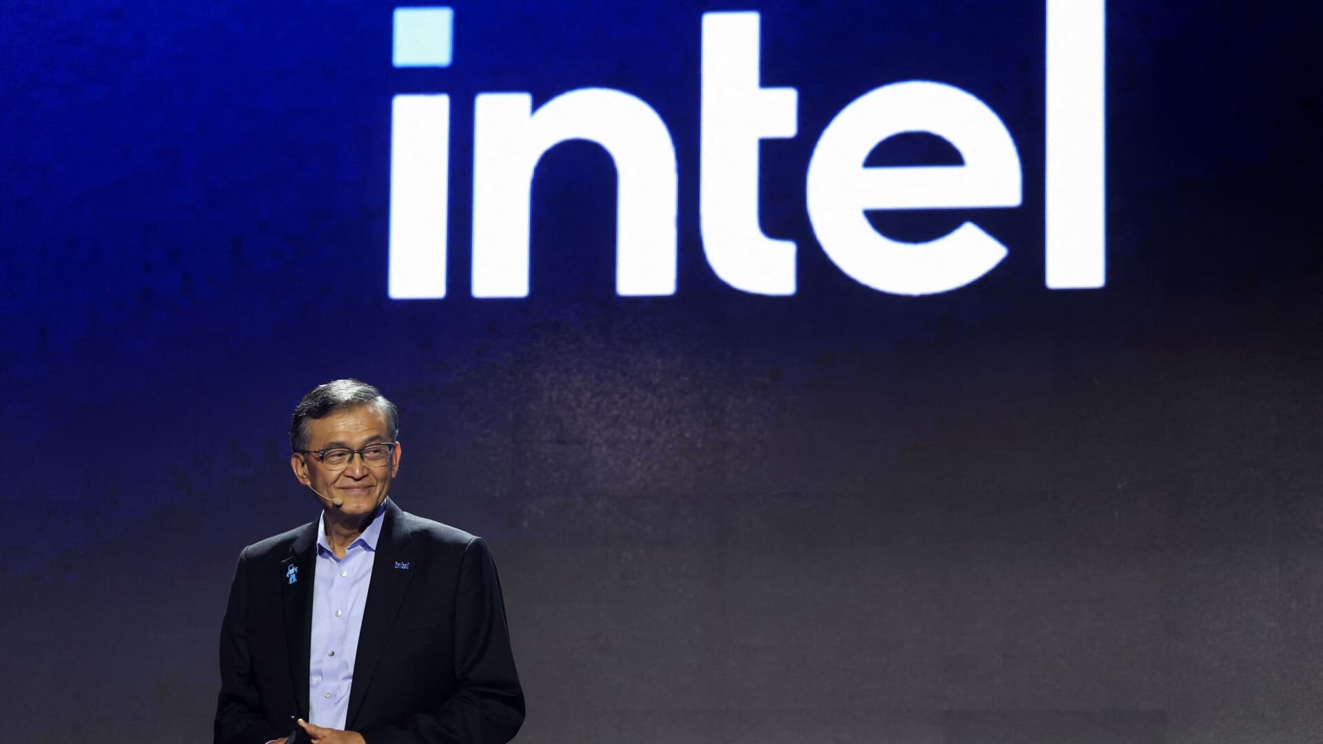 Intel blows past estimates, recording fastest sales growth in almost 15 years on 'unprecedented' demand - CNBC
