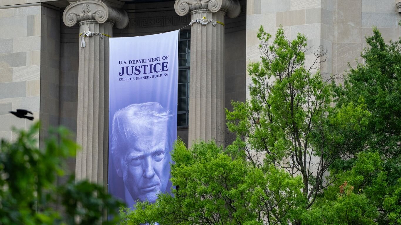 Judge sanctions Trump's lawyers for IRS settlement, anti-weaponization fund - Axios