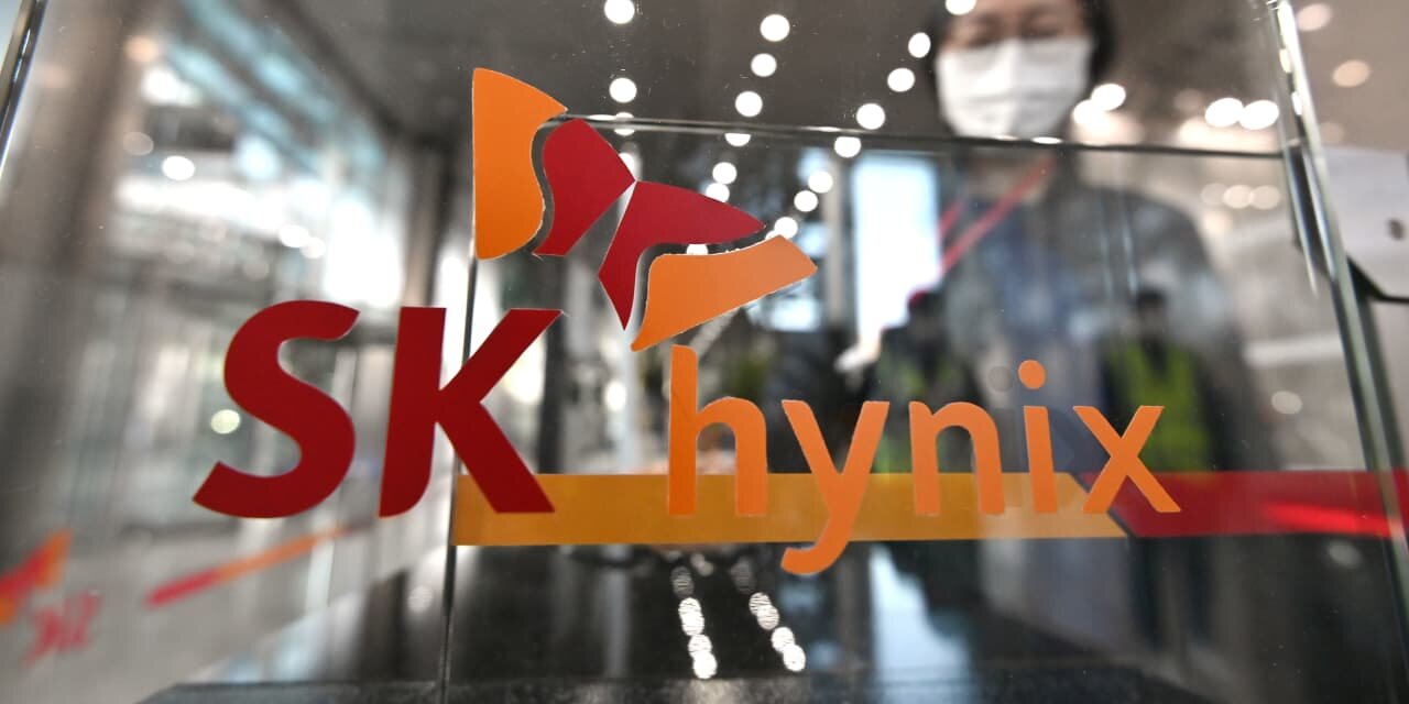 SK Hynix Stock Drops as AI Fears Resurface - Barron's