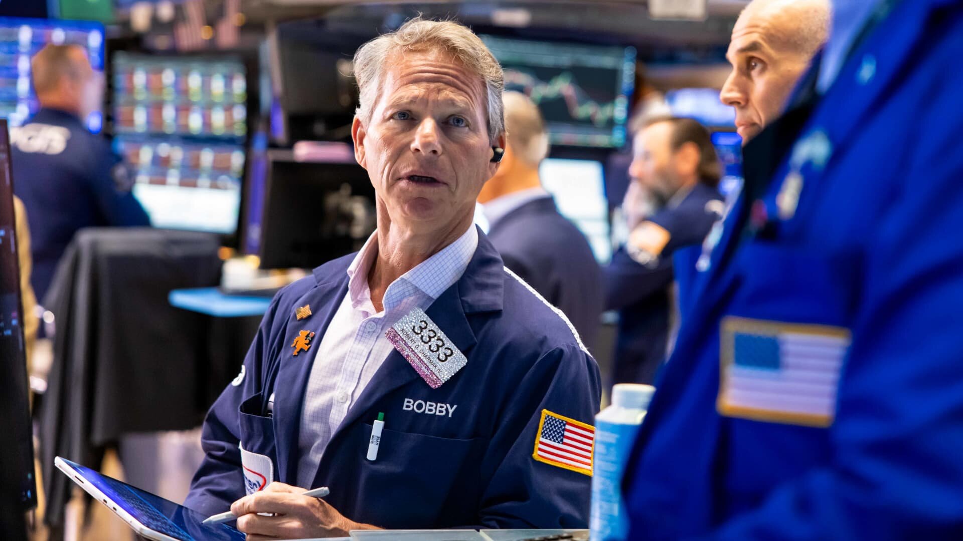 Stock futures inch higher after the Dow posts new record close: Live updates - CNBC