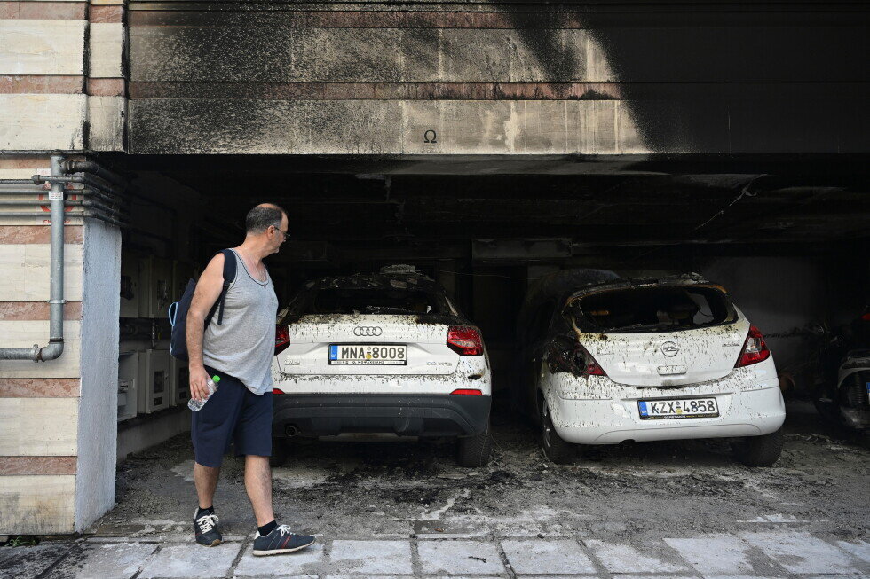 Firebomb attacks in northern Greek city target residences of governing party members, injuring 5 - AP News