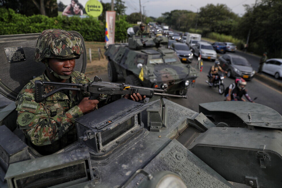 Colombia’s new president takes office in ceremony in Cali highlighting hard line on armed groups - AP News