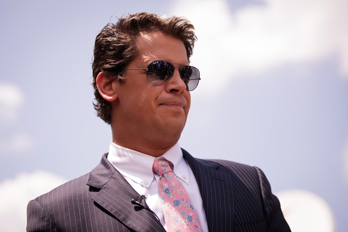 British far-right provocateur Milo Yiannopoulos detained by ICE - The Washington Post
