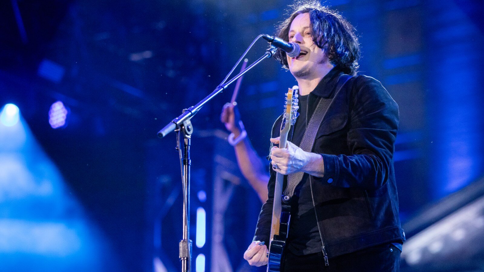 Watch Jack White’s Emotional Cover ‘Jolene’ in Honor of Dolly Parton - Rolling Stone
