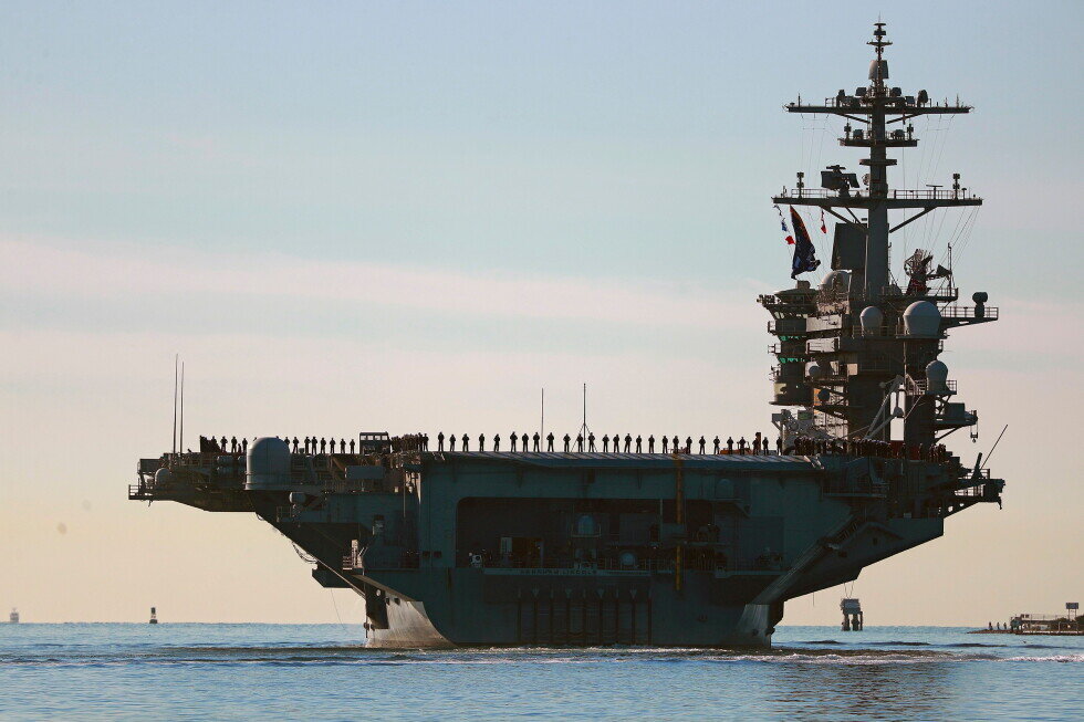 New aircraft carrier heads toward Mideast after reports of issues on long-deployed USS Lincoln - AP News