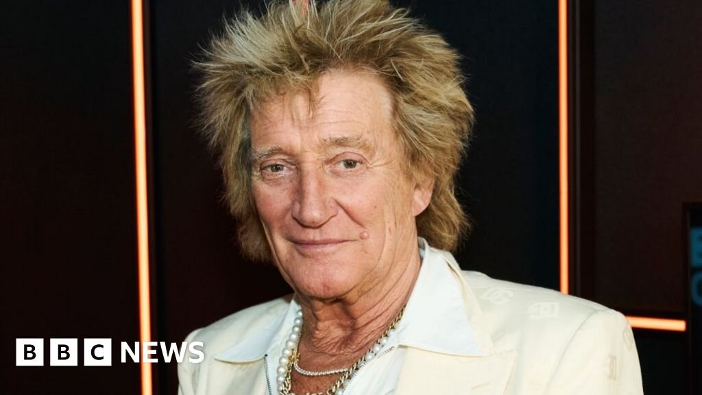 Rod Stewart calls off US tour after 'routine' heart procedure - BBC