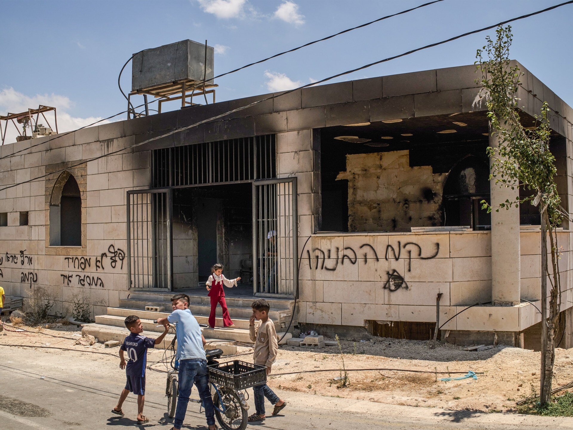 Israeli settlers besiege three Palestinian families in West Bank’s Qusra - Al Jazeera