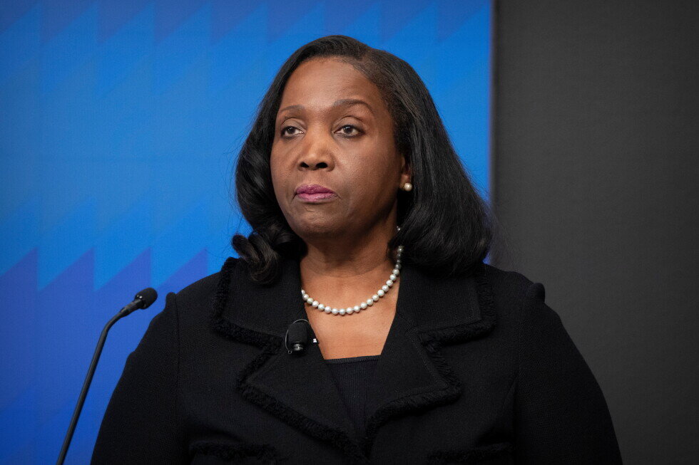 Fed governor Lisa Cook slams Trump’s renewed threat to fire her - AP News