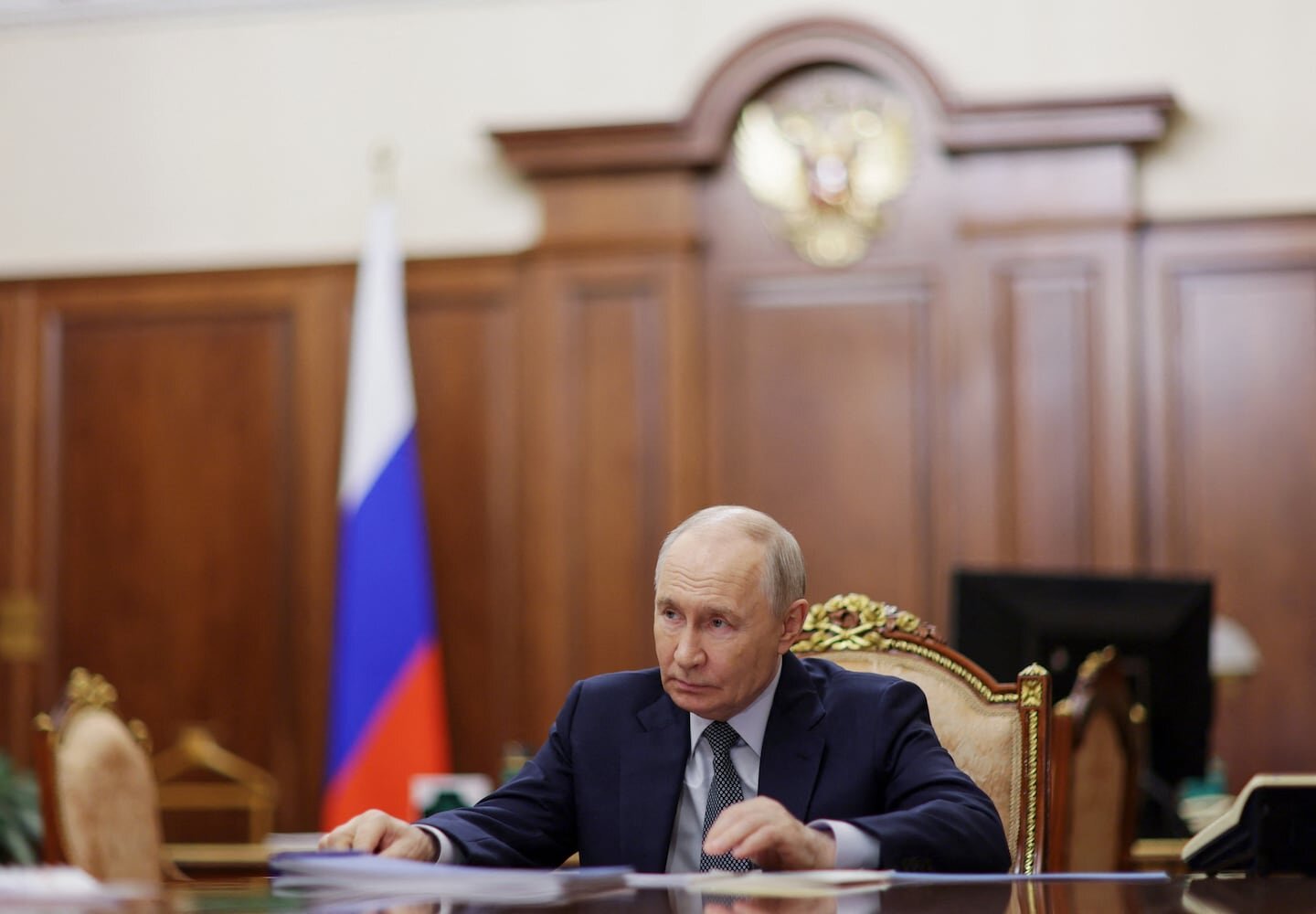 Putin sees U.S. as weakened by Iran war, intelligence reports say - The Washington Post