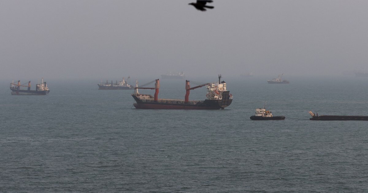 Iran rejects ‘delusions’ after Trump says he wants the Strait of Hormuz to be a U.S. territory - NBC News