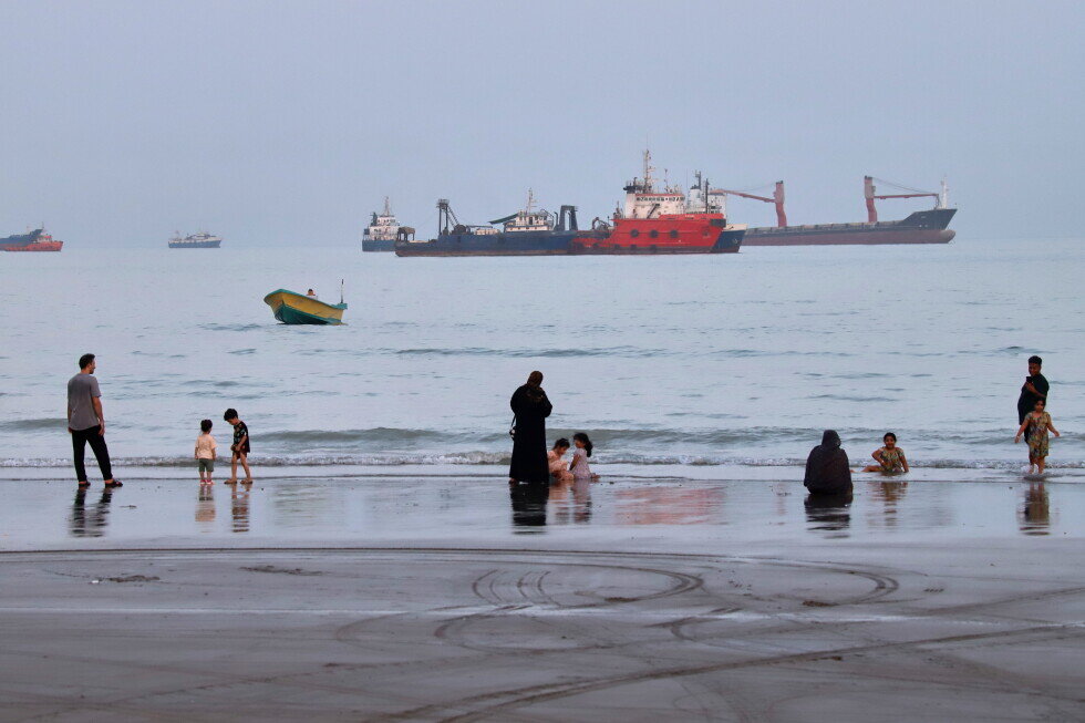 Iran warns of military ship ban in Hormuz under potential deal with Oman, and other Middle East news - AP News