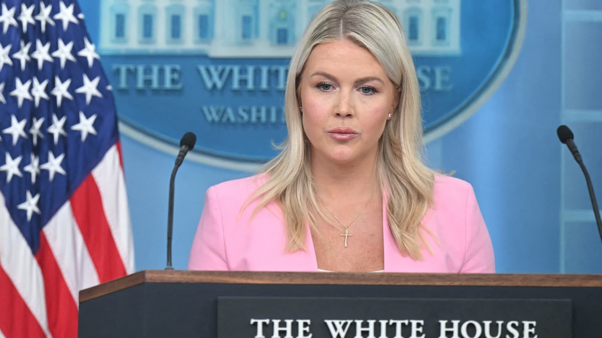 Trump says Karoline Leavitt resigning as White House press secretary - CNBC