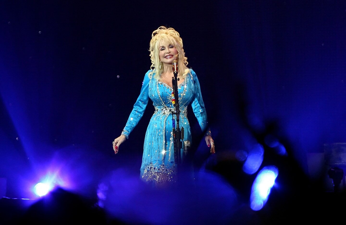 Trump orders flags to be lowered for Dolly Parton - The Washington Post