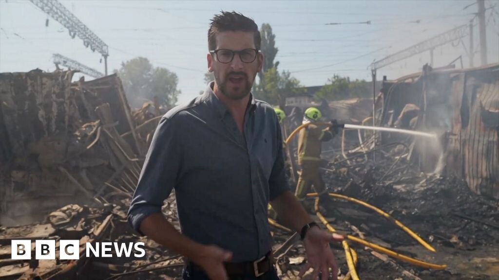 BBC visits smouldering Kyiv market after Russian strikes - BBC