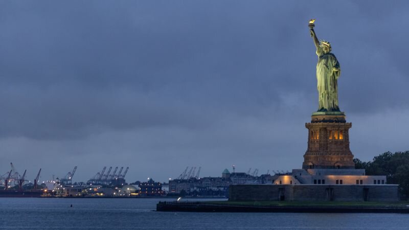 Woman and baby die after vessel overturns in New York harbor - CNN
