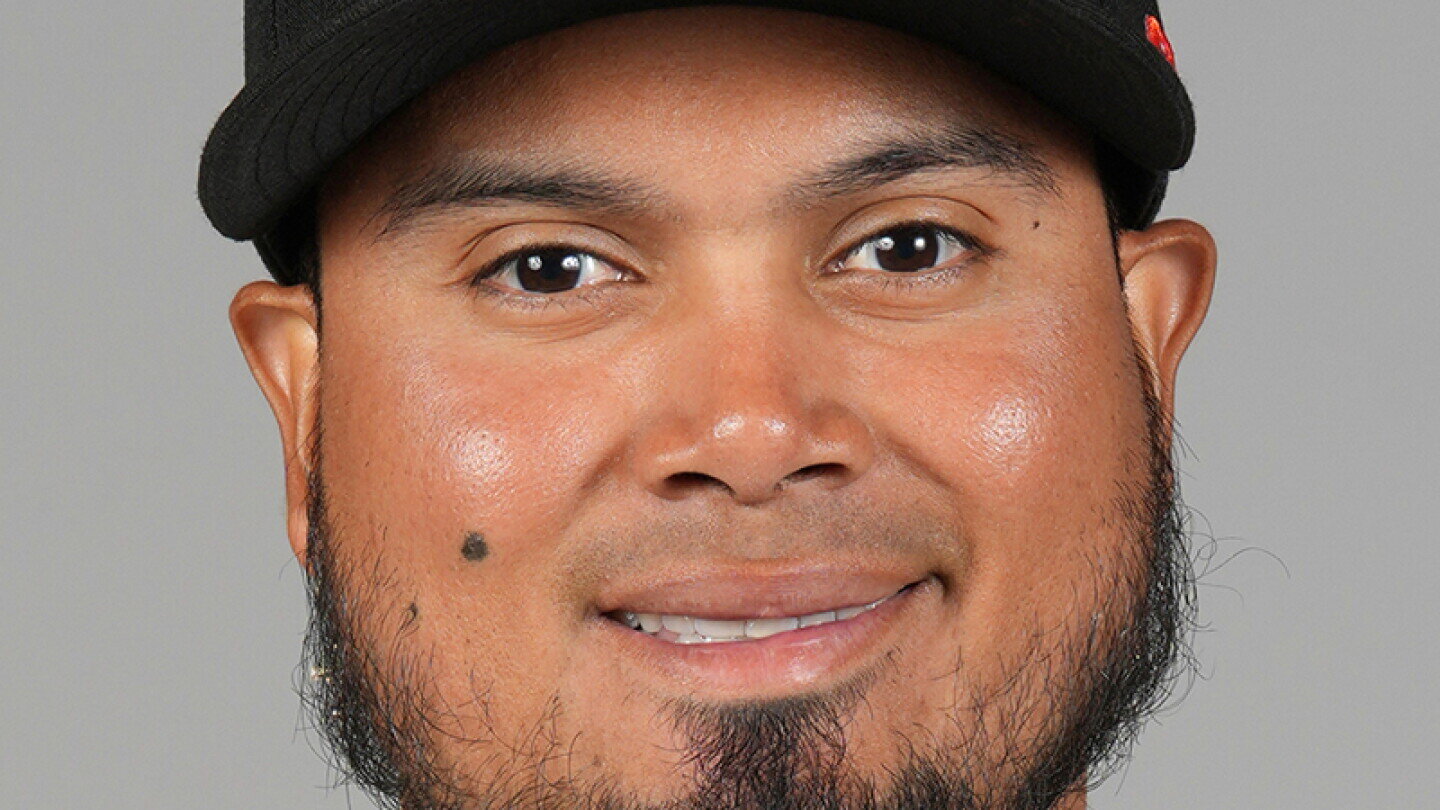 Phillies land Luis Arraez in five-player trade - NBC Sports