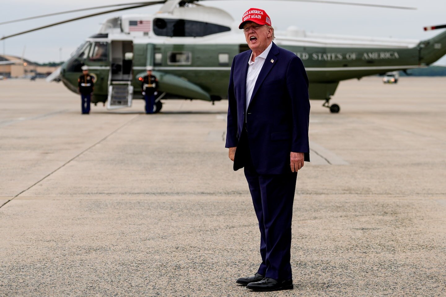 Trump threatens to bomb Oman if it ‘gets in the way’ - The Washington Post