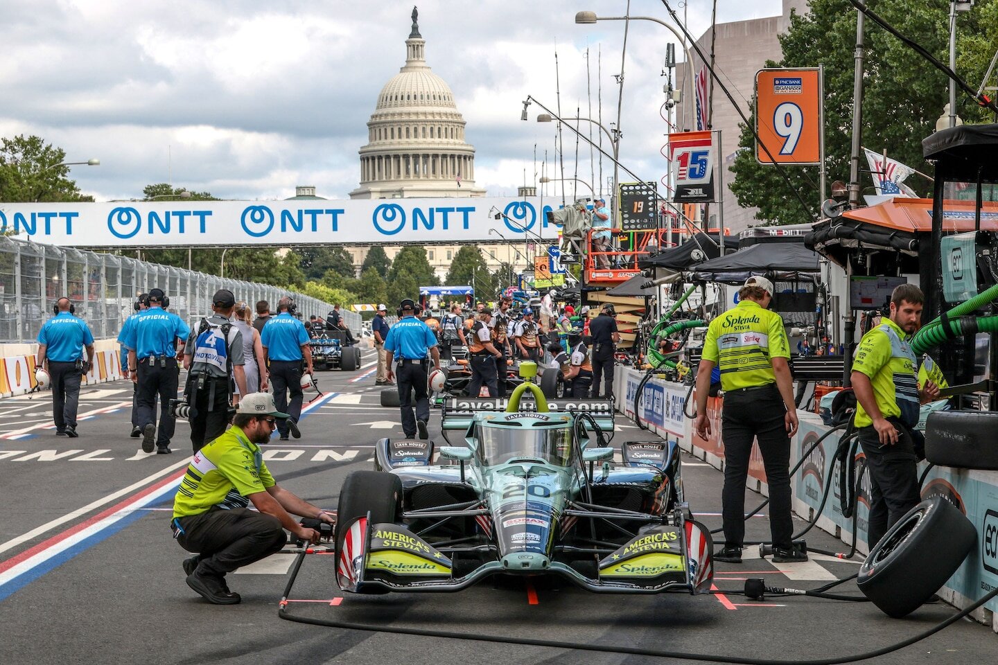 IndyCar drivers prepare to zoom 185 mph on D.C. streets in Trump-hosted race - The Washington Post