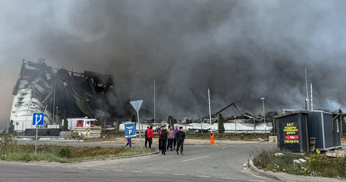 Ukraine targets Moscow with huge drone strike as Russia warns U.K. will pay price for supplying attack drones - CBS News