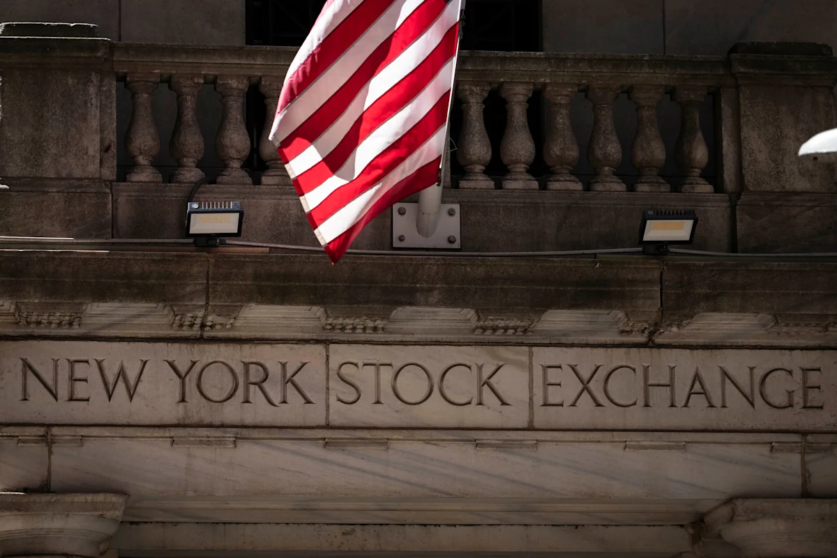 Stock market today: Nasdaq, Dow and S&P 500 little changed as AI trade powers market - Yahoo Finance