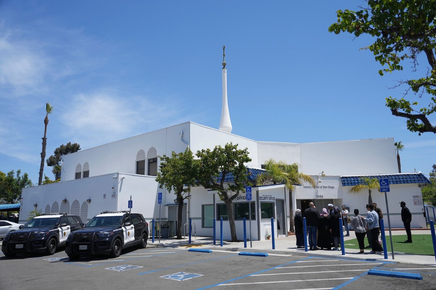 17-year-old girl charged with murder in livestreamed California mosque shooting - The Washington Post