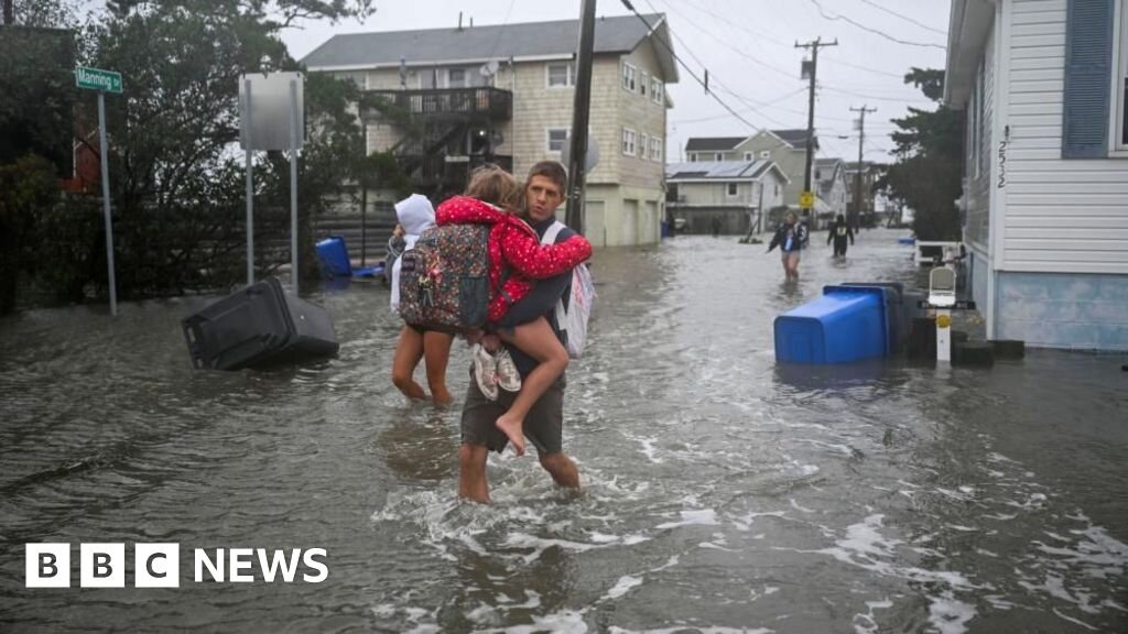 Nor'easter storm brings coastal flooding, as New York and New Jersey declare emergency - bbc.com