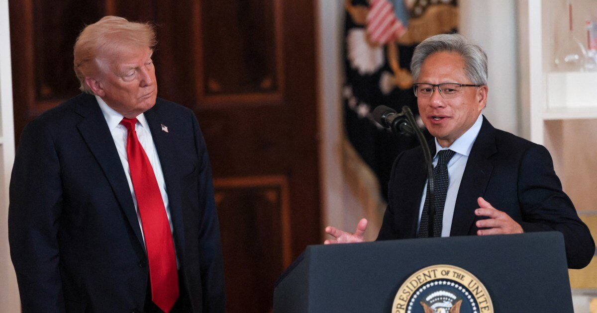 Trump calls Nvidia CEO to talk AI — and gets put on speakerphone in all-hands meeting - NBC News