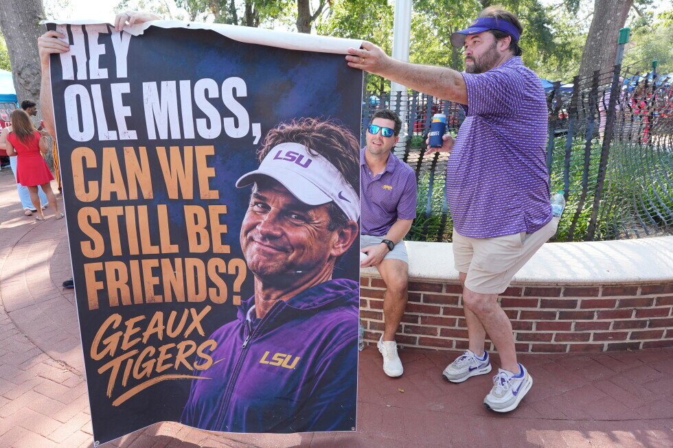 Mockery emanates from Ole Miss' Grove on the day of Lane Kiffin's return to campus with LSU - AP News